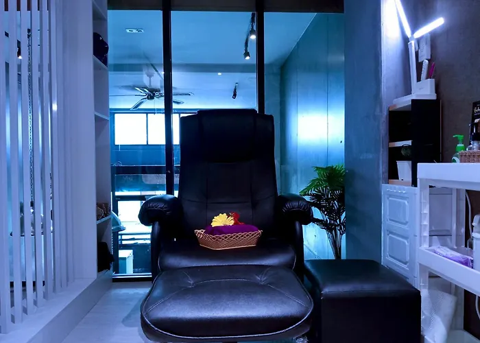 Hostel Bm Loft On Nut & Massage Bangkok