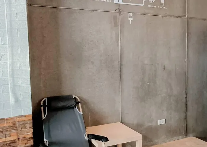 Hostel Bm Loft On Nut & Massage