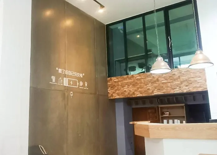 Bm Loft On Nut & Massage Hostel *