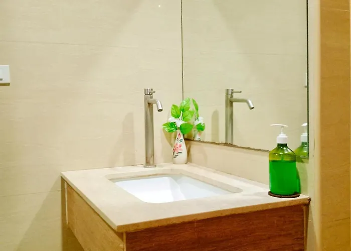 Hostel Bm Loft On Nut & Massage *