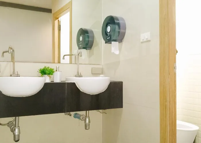 Bm Loft On Nut & Massage