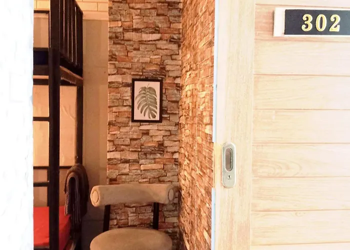 Bm Loft On Nut & Massage