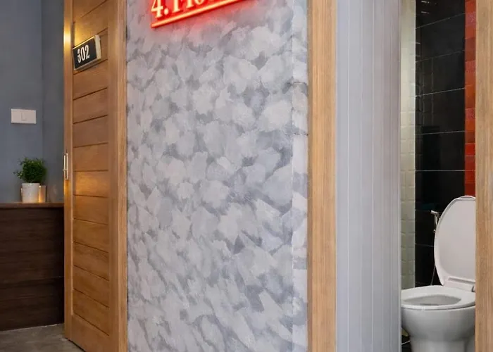 Hostel Bm Loft On Nut & Massage Bangkok